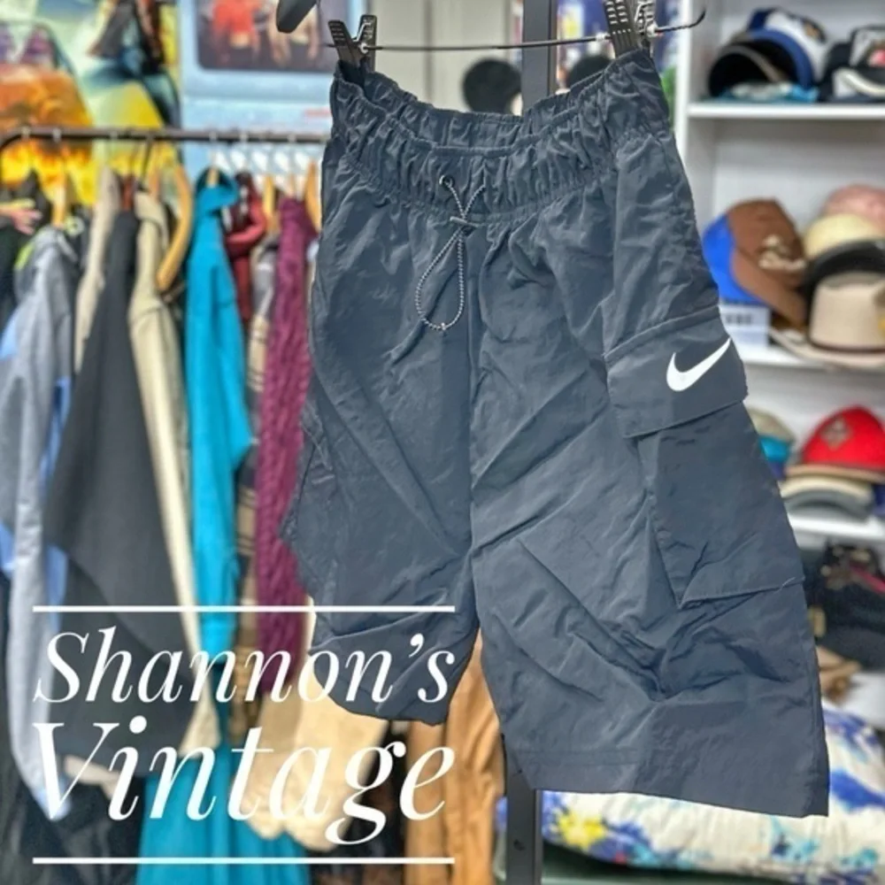 Nike sz small athletic shorts A41
